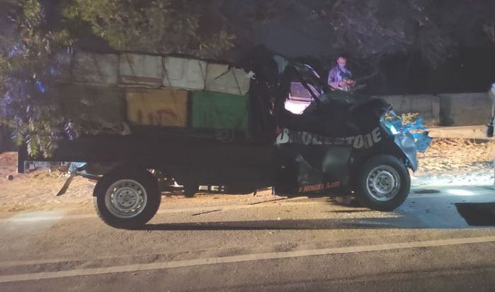 Seruduk Truk Tronton dari Belakang, Sopir Pikap Tewas di Tempat Seruduk Truk Tronton dari Belakang, Sopir Pikap Tewas di Tempat