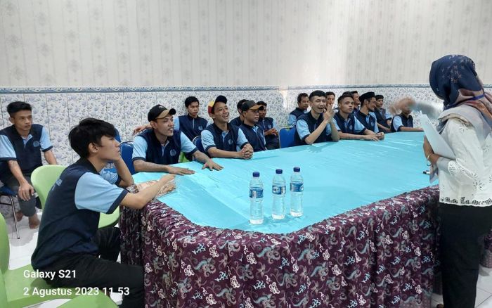 Lapas Kelas I Madiun Jadwalkan Pendidikan Kesetaraan 3 Kali Seminggu Lapas Kelas I Madiun Jadwalkan Pendidikan Kesetaraan 3 Kali Seminggu