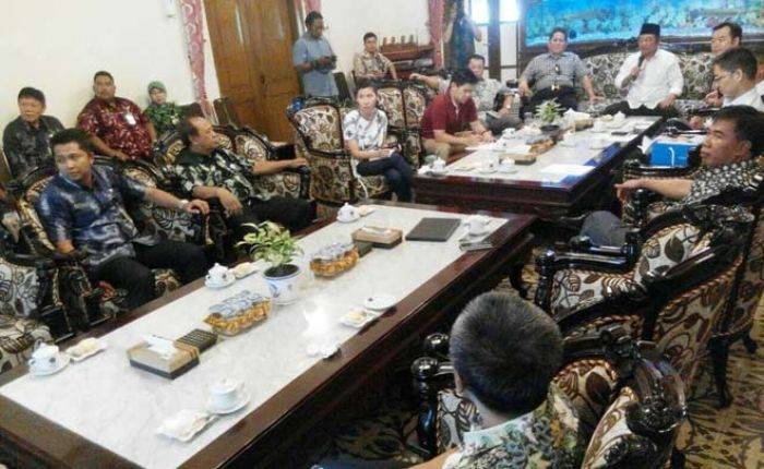 Kerjasama Pengelolaan Sampah, Perusahaan asal China Survei Lahan di Sidoarjo Kerjasama Pengelolaan Sampah, Perusahaan asal China Survei Lahan di Sidoarjo