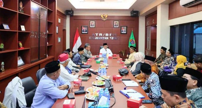 Kementerian ATR/BPN Dorong Sertifikasi Tanah Wakaf Masjid dan Musala di Kaltim Kementerian ATR/BPN Dorong Sertifikasi Tanah Wakaf Masjid dan Musala di Kaltim