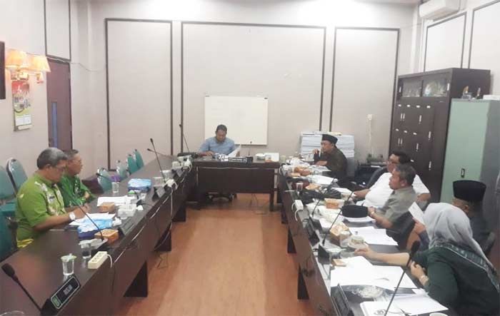 Relatif Sepi, Konsep Pembangunan Pasar Gempol Dipertanyakan Relatif Sepi, Konsep Pembangunan Pasar Gempol Dipertanyakan