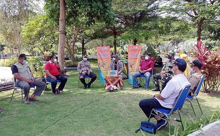 Adopsi Kopi Paid, Forkopimcam Pesantren dan Puskesmas Ngletih Kota Kediri Sinergi Tangani Covid-19 Adopsi Kopi Paid, Forkopimcam Pesantren dan Puskesmas Ngletih Kota Kediri Sinergi Tangani Covid-19
