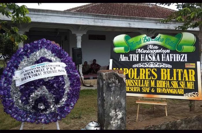 Teridentifikasi, Jenazah Tri Hazka Hafidzi Korban Lion Air akan Dimakamkan di Blitar Teridentifikasi, Jenazah Tri Hazka Hafidzi Korban Lion Air akan Dimakamkan di Blitar