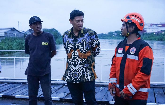 Debit Air Sungai Brantas Naik, Wali Kota Kediri Minta Warga Sementara Tak Cari Ikan