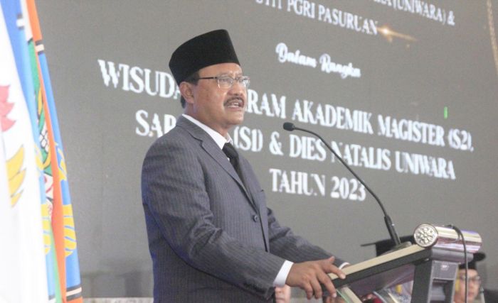 Hadiri Wisuda Universitas PGRI Wira Negara, Gus Ipul Berpesan Lulusan Ingat Jasa Orang Tua Hadiri Wisuda Universitas PGRI Wira Negara, Gus Ipul Berpesan Lulusan Ingat Jasa Orang Tua