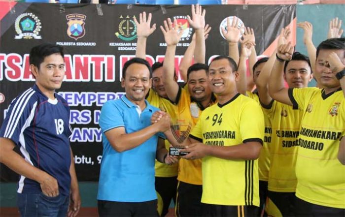 Turnamen Futsal Anti Hoaks antar Instansi Dijuarai Tim Polresta Sidoarjo