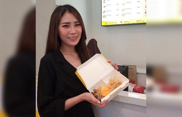 Yuk Nge-Dagging, Bisa Pilih 8 Bumbunya Loh Yuk Nge-Dagging, Bisa Pilih 8 Bumbunya Loh