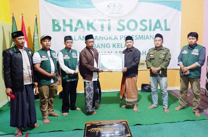 Resmikan Ruang Kelas KH Ridlwan Abdullah di Lumajang, Gus Udin: Ini Kado Terindah Jelang 1 Abad NU Resmikan Ruang Kelas KH Ridlwan Abdullah di Lumajang, Gus Udin: Ini Kado Terindah Jelang 1 Abad NU