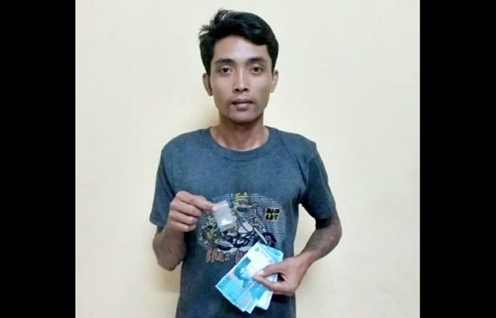 Nyambi Kurir Sabu, Tukang Bangunan Warga Kraton Pasuruan Diringkus Polisi