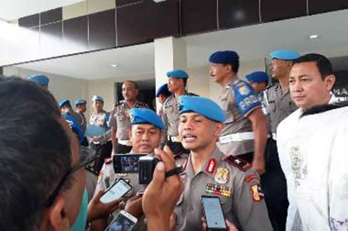 Karo Provost Divpropam Mabes Polri Beri Arahan Personel Polda Jatim Karo Provost Divpropam Mabes Polri Beri Arahan Personel Polda Jatim