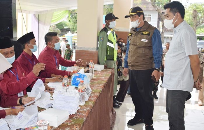 Diapresiasi Pusat, Pemungutan Suara Pilkades Serentak di TPS Bakalan Lamongan Dipantau Kemendagri