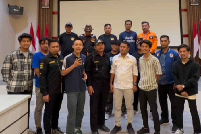 Pandawara Group Klarifikasi Kata Terkotor ke-4 itu, untuk Urutan Kunjungan, Bukan Peringkat Pandawara Group Klarifikasi Kata Terkotor ke-4 itu, untuk Urutan Kunjungan, Bukan Peringkat