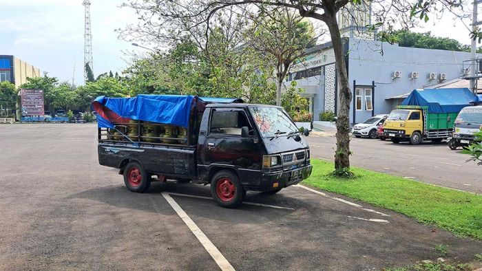 Polres Tuban Amankan Mobil Pikap Pengangkut LPG 3 Kilo di Kecamatan Widang Polres Tuban Amankan Mobil Pikap Pengangkut LPG 3 Kilo di Kecamatan Widang
