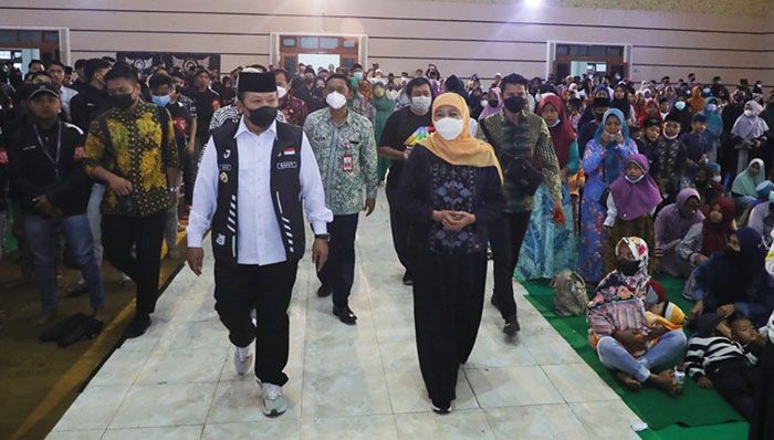 Gubernur Khofifah Apresiasi Gerakan Solidaritas Sosial di Jember Gubernur Khofifah Apresiasi Gerakan Solidaritas Sosial di Jember