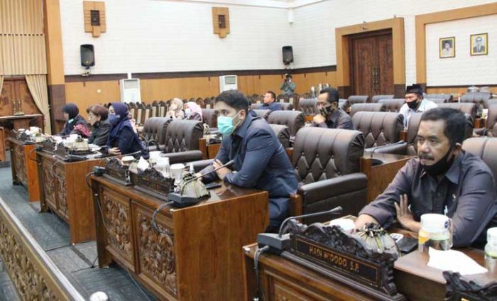 DPRD Banyuwangi Mulai Bahas APBD Tahun 2021, Tahun Depan Masih Fokus Pemulihan Ekonomi DPRD Banyuwangi Mulai Bahas APBD Tahun 2021, Tahun Depan Masih Fokus Pemulihan Ekonomi