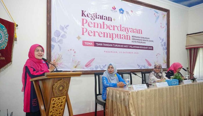 Gelar Pelatihan Bouquet Scarf, GOW Kota Pasuruan Dorong Kreativitas Perempuan Berdaya Usaha Gelar Pelatihan Bouquet Scarf, GOW Kota Pasuruan Dorong Kreativitas Perempuan Berdaya Usaha