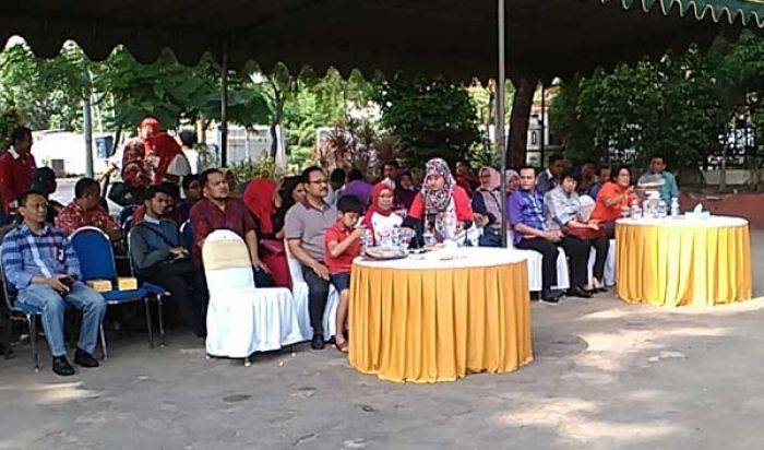 Peringatan Hari HIV/AIDS Sedunia di Balai Pemuda Surabaya, Surabaya Tertinggi di Jatim Peringatan Hari HIV/AIDS Sedunia di Balai Pemuda Surabaya, Surabaya Tertinggi di Jatim