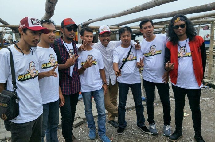 Setelah OI Jatim, Kini Giliran Slankers Dukung Gus Ipul-Puti Setelah OI Jatim, Kini Giliran Slankers Dukung Gus Ipul-Puti