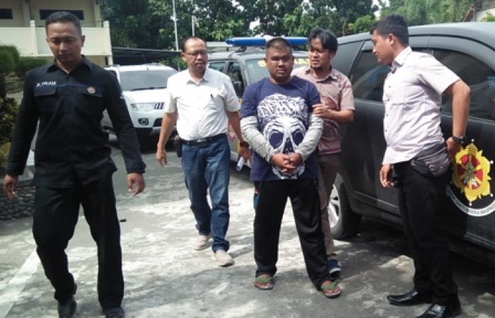 Polisi Tangkap Pelaku Penculikan dan Pencabulan Anak di bawah Umur Polisi Tangkap Pelaku Penculikan dan Pencabulan Anak di bawah Umur