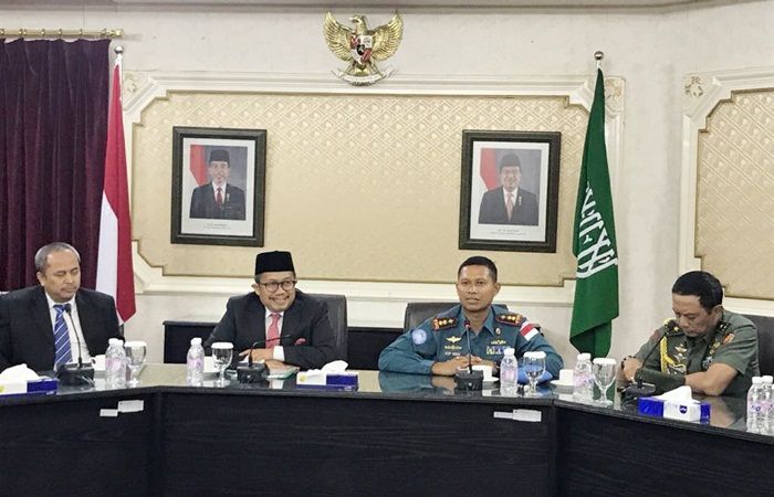 Dansatgas Maritim TNI Kontingen Garuda XXVIII-K Kunjungi Konjen RI di Jeddah Dansatgas Maritim TNI Kontingen Garuda XXVIII-K Kunjungi Konjen RI di Jeddah