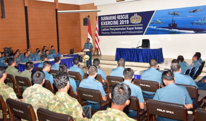 Misi Berhasil, Latihan Evakuasi Penyelamatan Kapal Selam Resmi Ditutup