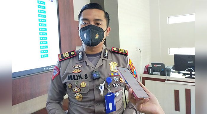 Tabrak Lari di Blitar, Pelaku Tinggalkan Mobil di Tengah Sawah Tabrak Lari di Blitar, Pelaku Tinggalkan Mobil di Tengah Sawah