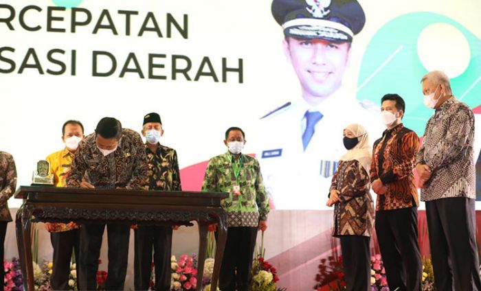 Inovasi Penerapan POL Saat Pendemi Diapresiasi BI, Bupati Yes Tanda Tangani SK TP2DD Inovasi Penerapan POL Saat Pendemi Diapresiasi BI, Bupati Yes Tanda Tangani SK TP2DD