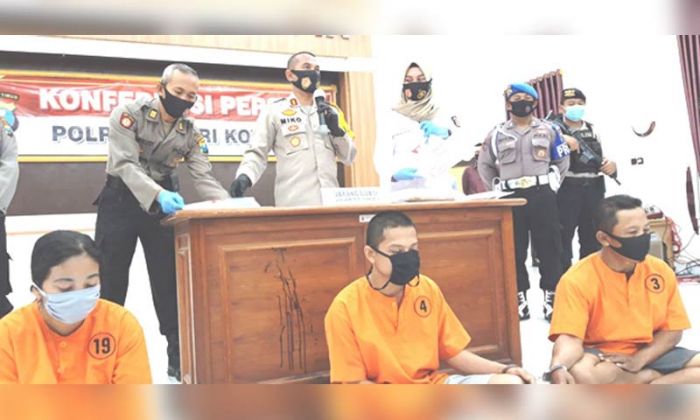 Polres Kediri Kota Ungkap Dua Kasus Prostitusi Online, Salah Satunya Pasutri Bermodus Swinger Polres Kediri Kota Ungkap Dua Kasus Prostitusi Online, Salah Satunya Pasutri Bermodus Swinger