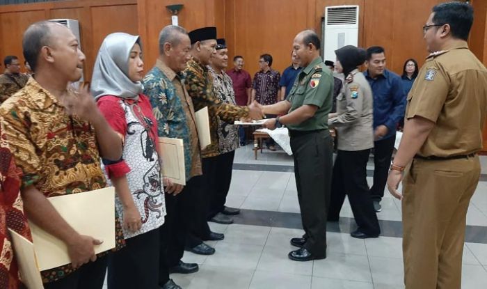 RT dan RW Terpilih dapat Pembekalan Wasbang dari Danramil Krembangan RT dan RW Terpilih dapat Pembekalan Wasbang dari Danramil Krembangan