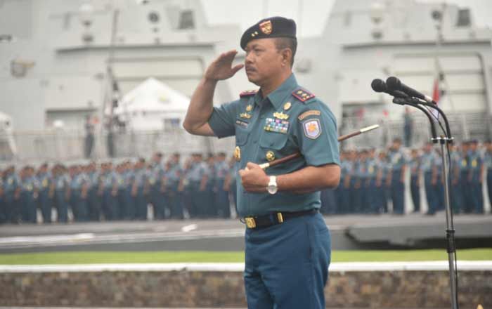 Koarmatim Gelar Peringatan Hari Ibu ke-89 Sekaligus Sambut Natal dan Tahun Baru 2018 Koarmatim Gelar Peringatan Hari Ibu ke-89 Sekaligus Sambut Natal dan Tahun Baru 2018
