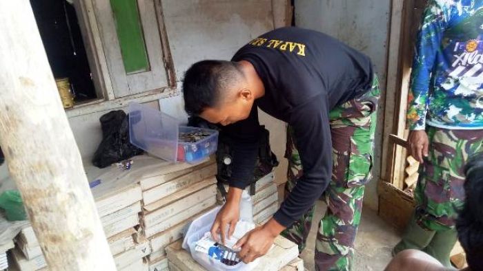 Layani Satgas dan Masyarakat, Tim Kesehatan TMMD 106 Mobile ke Titik-titk Lokasi Kegiatan Layani Satgas dan Masyarakat, Tim Kesehatan TMMD 106 Mobile ke Titik-titk Lokasi Kegiatan