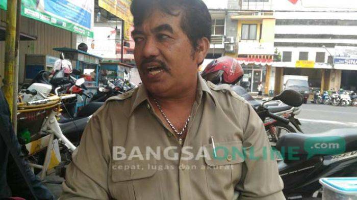 Wali Kota Malang Bakal Tertibkan Parkir Liar Wali Kota Malang Bakal Tertibkan Parkir Liar