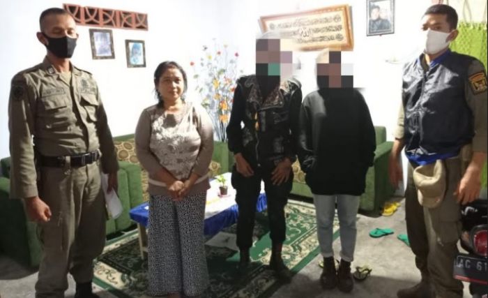 Berduaan di Kamar Hotel, Pasangan Bukan Suami Istri Diamankan Satpol PP Kota Kediri Berduaan di Kamar Hotel, Pasangan Bukan Suami Istri Diamankan Satpol PP Kota Kediri