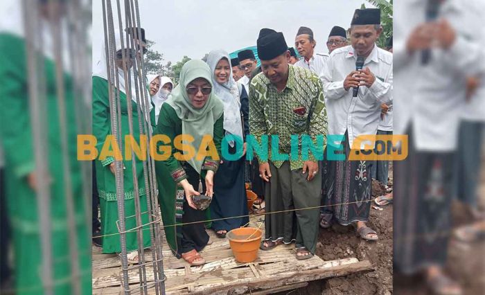 Anggota DPRD Jatim Pimpin Peletakan Batu Pertama Pembangunan Kantor MWCNU Rejoso Pasuruan Anggota DPRD Jatim Pimpin Peletakan Batu Pertama Pembangunan Kantor MWCNU Rejoso Pasuruan