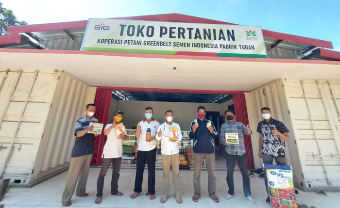 Warga Sekitar Mulai Rasakan Manfaat Koperasi Petani Greenbelt SIG Pabrik Tuban