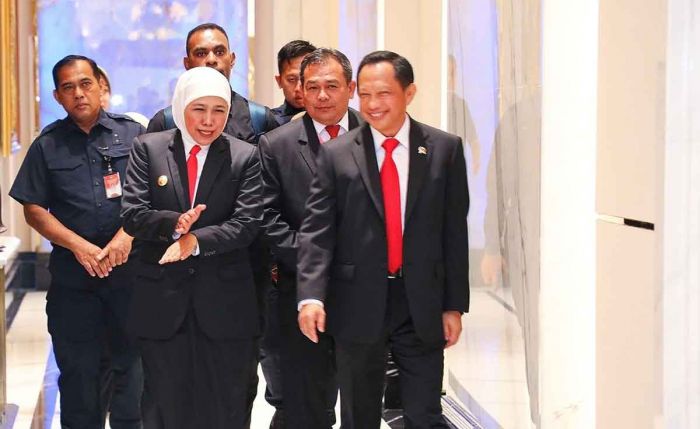 Gubernur Khofifah: 38 Kabupaten/Kota di Jawa Timur Siap Bertransfromasi Menuju Smart City Gubernur Khofifah: 38 Kabupaten/Kota di Jawa Timur Siap Bertransfromasi Menuju Smart City