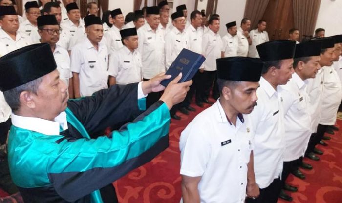 Isi Jabatan Kosong, Pemkab Pasuruan Lantik 8 Pejabat Isi Jabatan Kosong, Pemkab Pasuruan Lantik 8 Pejabat