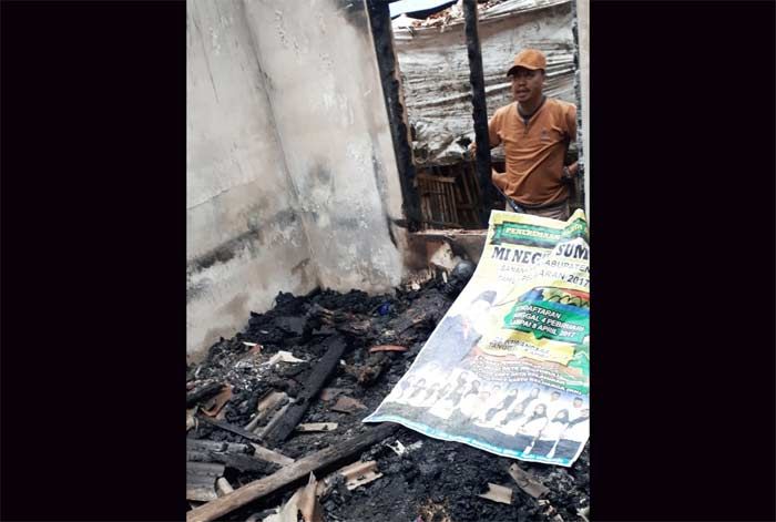 Tinggal Sebatang Kara, Kakek di Blitar Tewas Terpanggang di Dalam Rumah Tinggal Sebatang Kara, Kakek di Blitar Tewas Terpanggang di Dalam Rumah