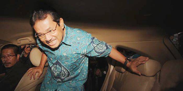 Bupati Bogor Ditangkap KPK Usai Bangun Tidur Bupati Bogor Ditangkap KPK Usai Bangun Tidur