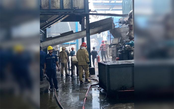Mesin Blower Pabrik Minyak Goreng di Kawasan Maspion Gresik Terbakar
