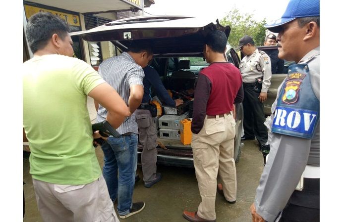 Digunakan Mencuri Baterai Tower, 1 Unit Mobil Diamankan Polsek Singgahan Tuban Digunakan Mencuri Baterai Tower, 1 Unit Mobil Diamankan Polsek Singgahan Tuban