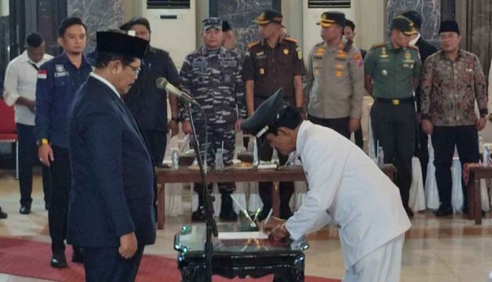 Simak Pesan Plt Bupati Bangkalan saat Lantik 146 Kepala Desa Simak Pesan Plt Bupati Bangkalan saat Lantik 146 Kepala Desa