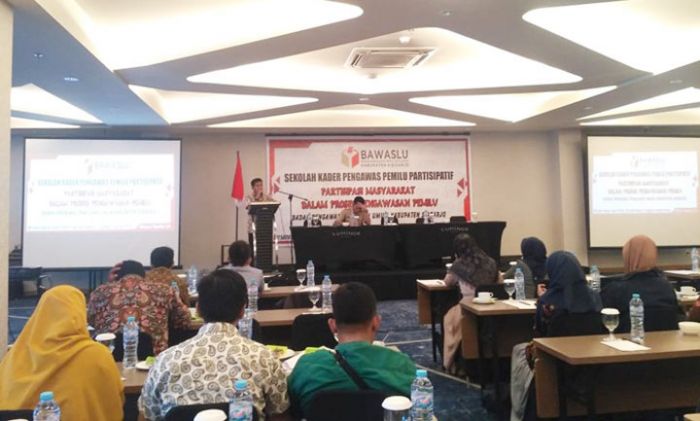 Ajak Masyarakat Awasi Pemilu, Bawaslu Sidoarjo Gelar Sekolah Kader Pengawas Ajak Masyarakat Awasi Pemilu, Bawaslu Sidoarjo Gelar Sekolah Kader Pengawas