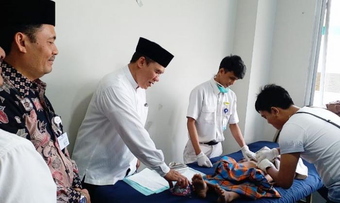 PT. DLU Gelar Baksos Khitanan Massal dan Pengobatan Gratis untuk Masyarakat PT. DLU Gelar Baksos Khitanan Massal dan Pengobatan Gratis untuk Masyarakat