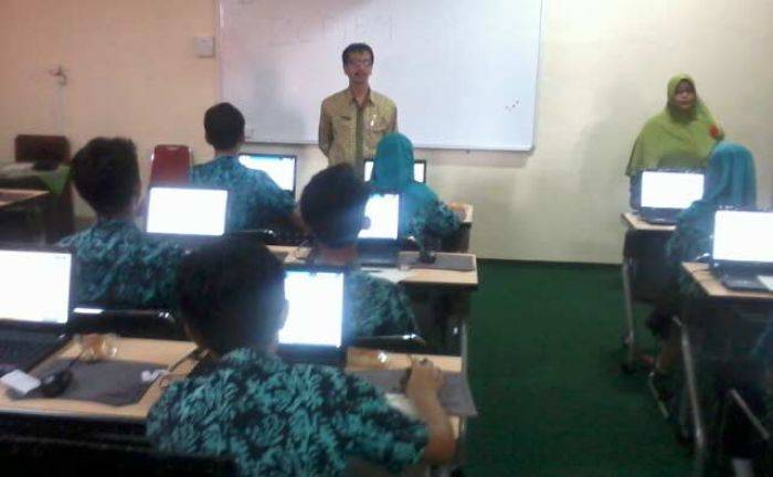 Jelang UN, MTsN 1 Malang Gelar Gladi Bersih dan Simulasi UNBK Jelang UN, MTsN 1 Malang Gelar Gladi Bersih dan Simulasi UNBK