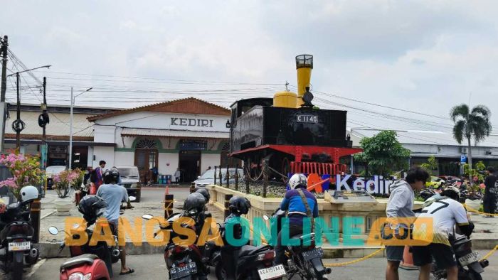Arus Mudik 2025, Stasiun Kediri Layani Penumpang Tertinggi Kedua di Daop 7 Madiun Arus Mudik 2025, Stasiun Kediri Layani Penumpang Tertinggi Kedua di Daop 7 Madiun