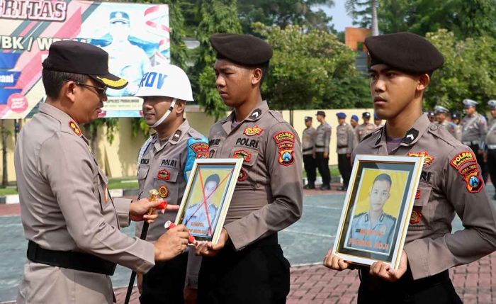 Indisipliner, 2 Personel Polres Probolinggo Dipecat Indisipliner, 2 Personel Polres Probolinggo Dipecat