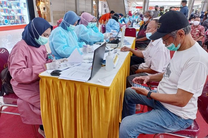 Genjot Vaksinasi Booster, Pemkot Mojokerto Sasar Ribuan Lansia Genjot Vaksinasi Booster, Pemkot Mojokerto Sasar Ribuan Lansia