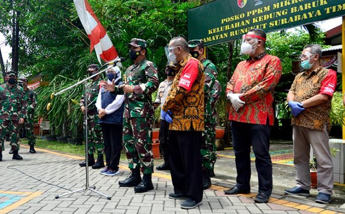Tinjau PPKM Mikro di Surabaya, Panglima TNI Perintahkan Pangdam 