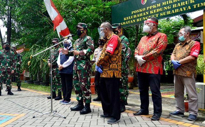 ​Tinjau PPKM Mikro di Surabaya, Panglima TNI Perintahkan Pangdam 